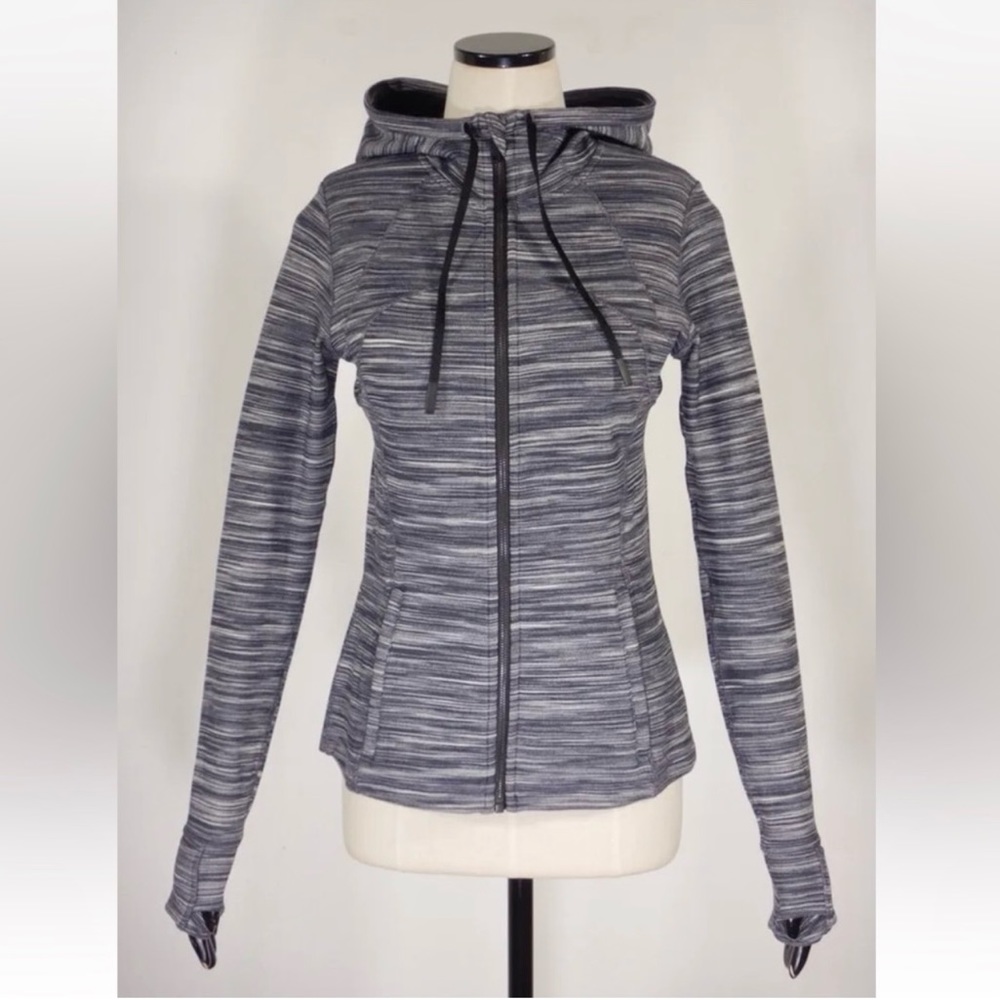 Nwot Lululemon Define Hooded Jacket - image 4